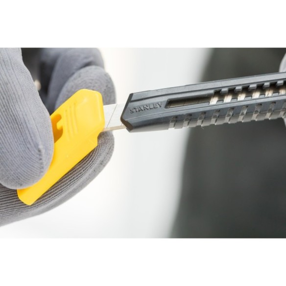 CUTTER SM 9MM 1-10-150  STANLEY