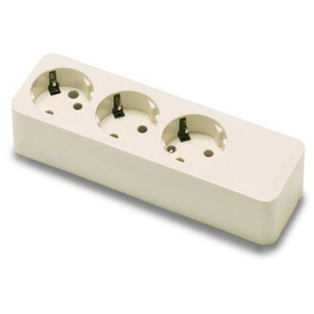 BASE MULTIPLE 3 TOMAS TT 16 A 250 V SIN CABLE BLANCO