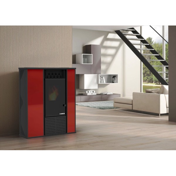 ESTUFA PELLET ALICE E7000DV KARMEK ONE 14.10 KW RENDIM 89.9% ROJA