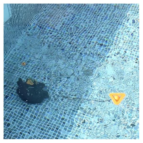 ROBOT LIMPIAFONDOS A BATERIA CYCLONE 100 - 7,4v - 2ah PARA 20m2