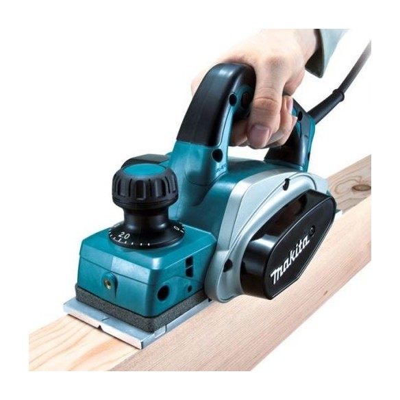 KP0800 Cepillo 82mm 620W