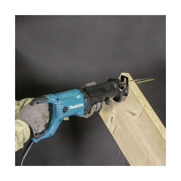 JR3051TK Sierra de sable 1.200W 30 mm