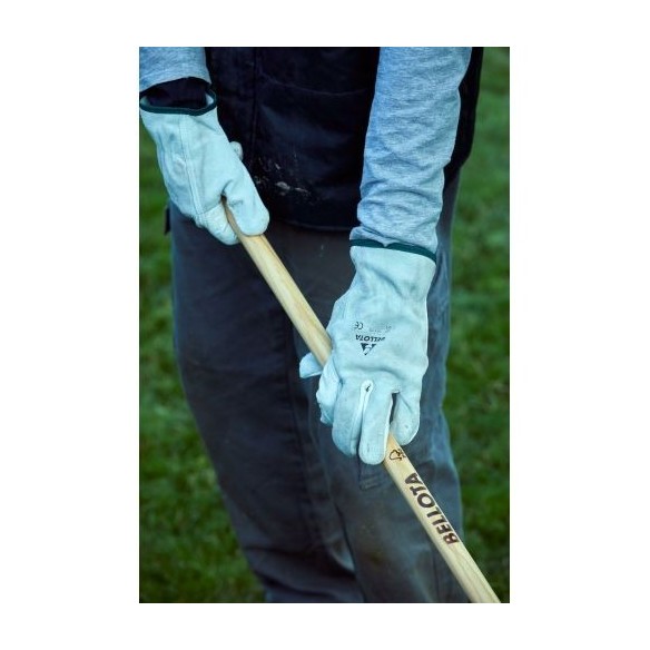 Escoba ajustable púa plana para limpieza de césped con mango madera FSC  / 3042CM