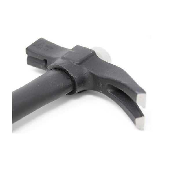 Martillo encofrador con imán y mango de fibra carbono / 8030CICF