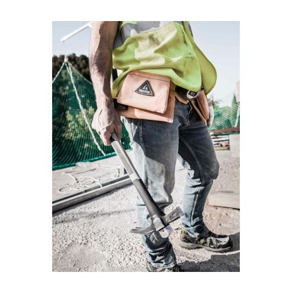 Martillo encofrador con imán y mango de fibra carbono / 8030CICF