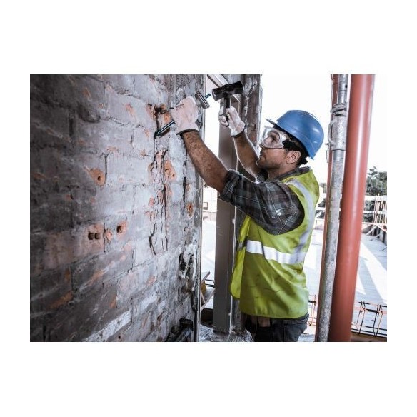 Cortafrío de acero Cr.V. con protector para apertura de rozas / 8251CP