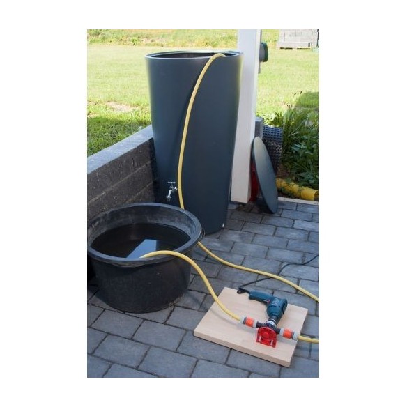 Bomba con carcasa de plástico (3000 l/h)